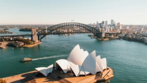 skilled migrant completing arrival checklist in Australia